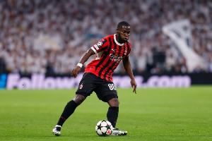 共和报：那不勒斯放弃引进米雷蒂，重新开始与米兰接触谈穆萨转会