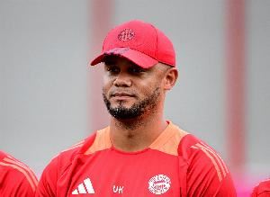 孔帕尼：抱怨备战时间不足没有意义，超级杯夺冠是新赛季的第一步