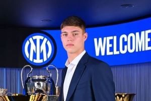 记者：巴列卡诺开始与国米谈判帕拉西奥斯，国米想外租＋买断条款