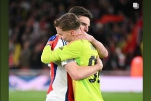 队史最年轻首发球员！阿森纳与门将杰克-波特签下首份职业合同