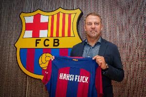 阿斯：弗里克的巴萨上赛季进174球场均2.9球，本赛季6场18球